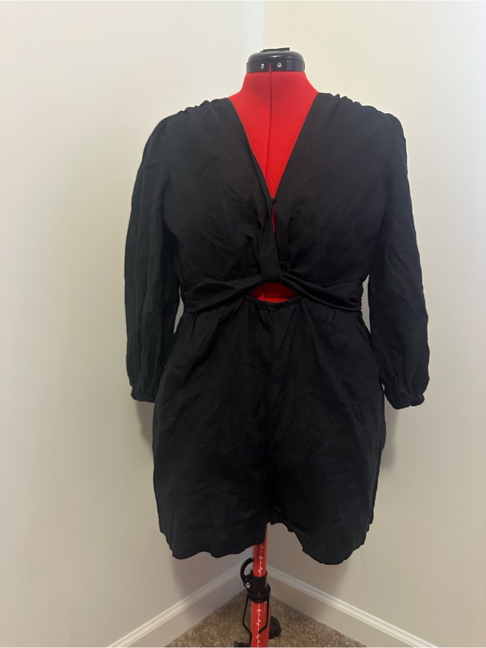 Loft-Beach  Black Long Sleeve Cutout Romper size M